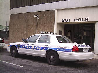 Man shoots six dead in Texas